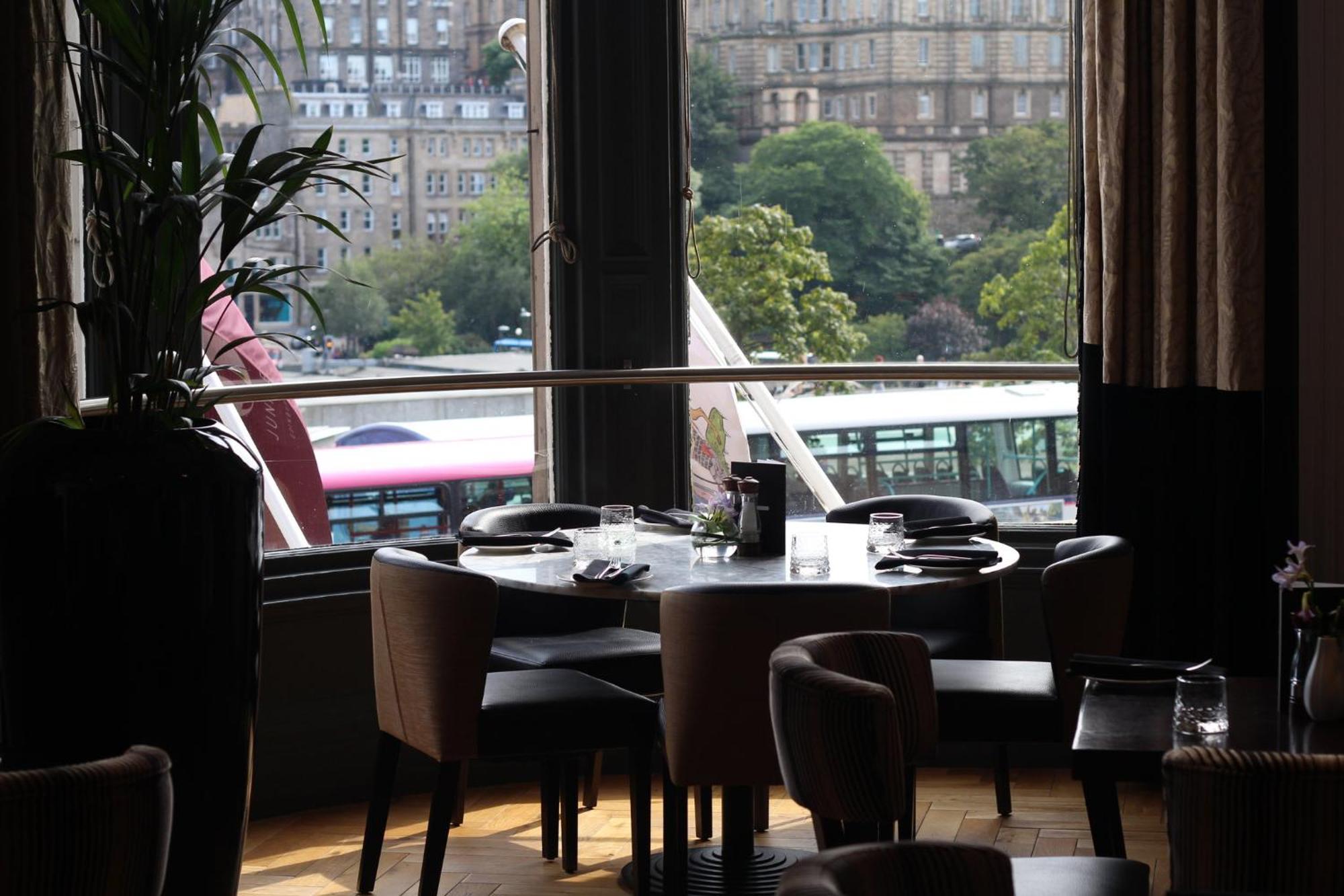 Hotel Indigo - Edinburgh - Princes Street By Ihg Eksteriør billede