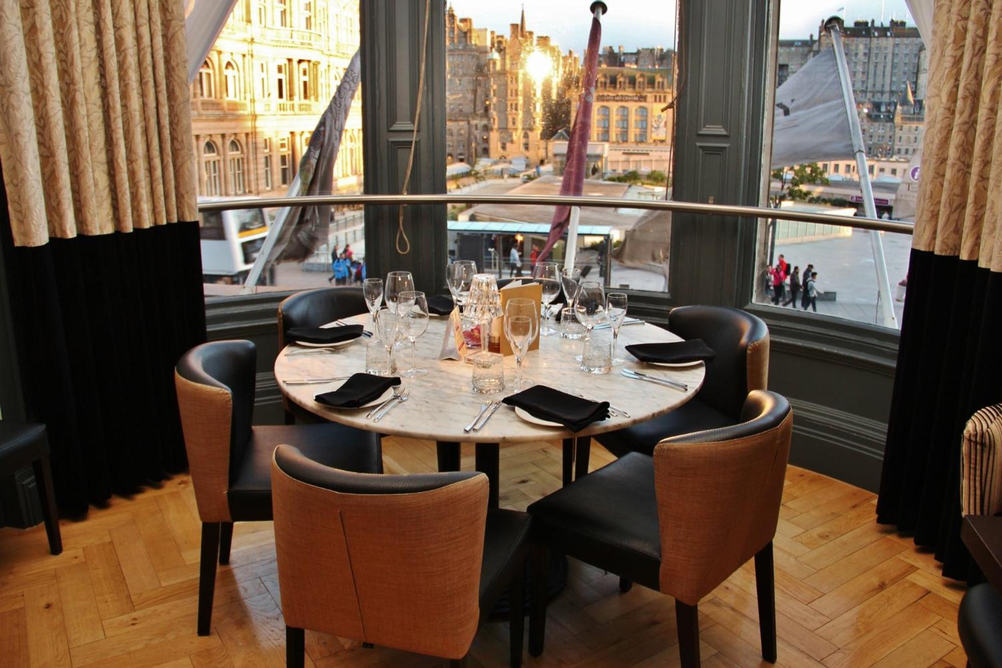 Hotel Indigo - Edinburgh - Princes Street By Ihg Eksteriør billede