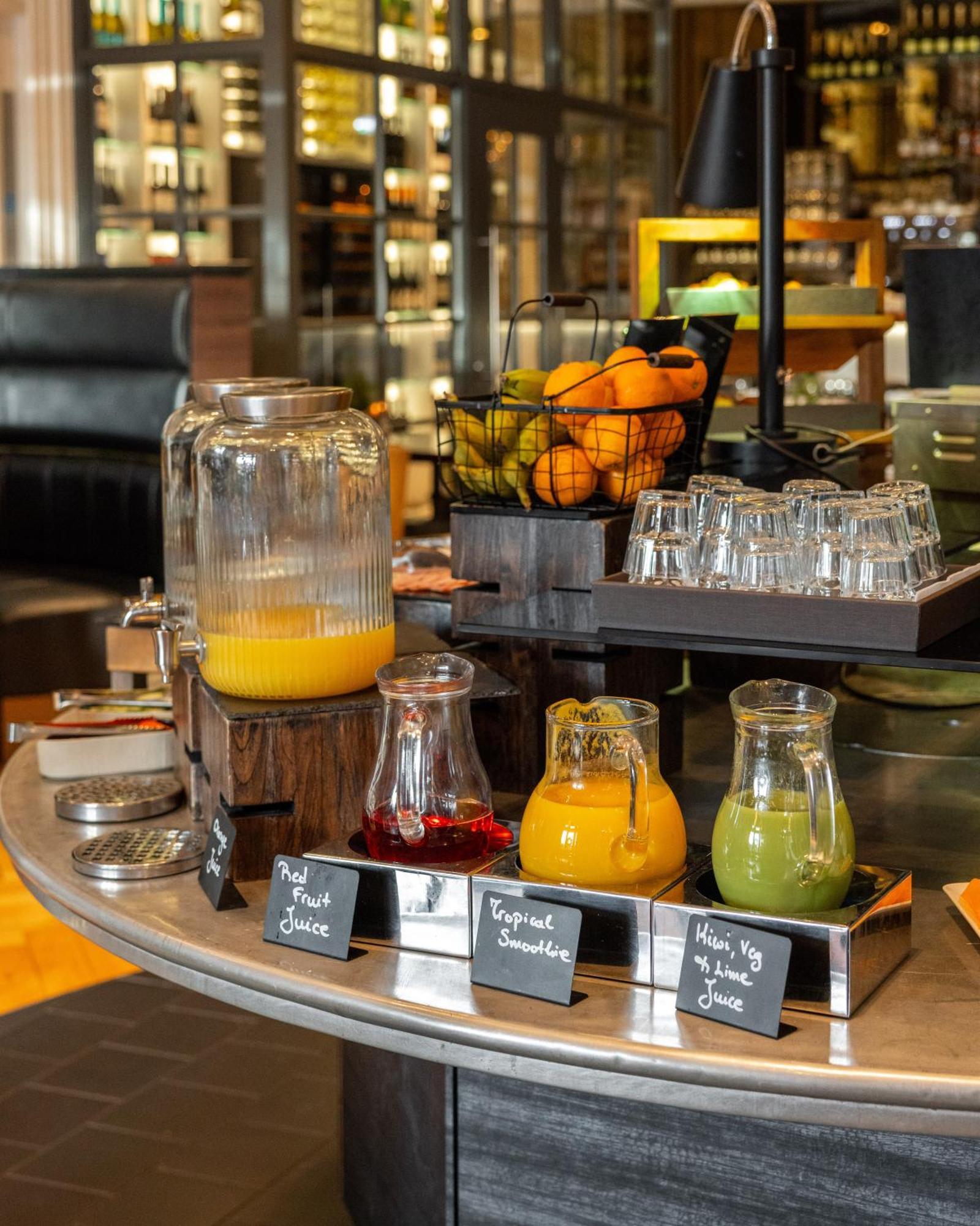 Hotel Indigo - Edinburgh - Princes Street By Ihg Eksteriør billede